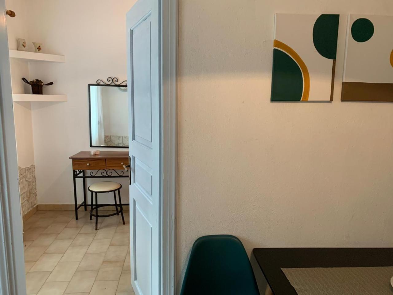 Kastro Studios Skopelos Town Room photo