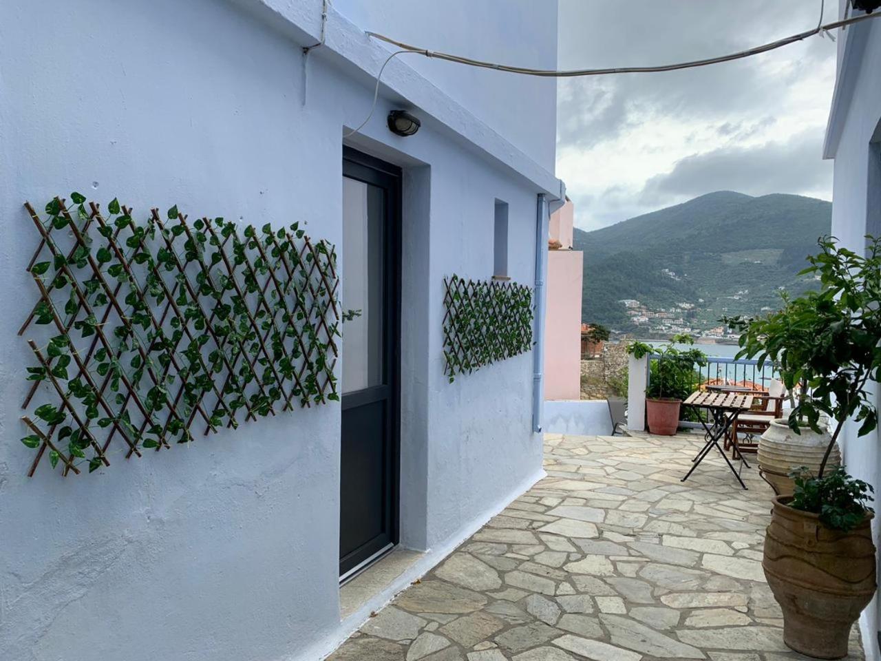 Kastro Studios Skopelos Town Room photo