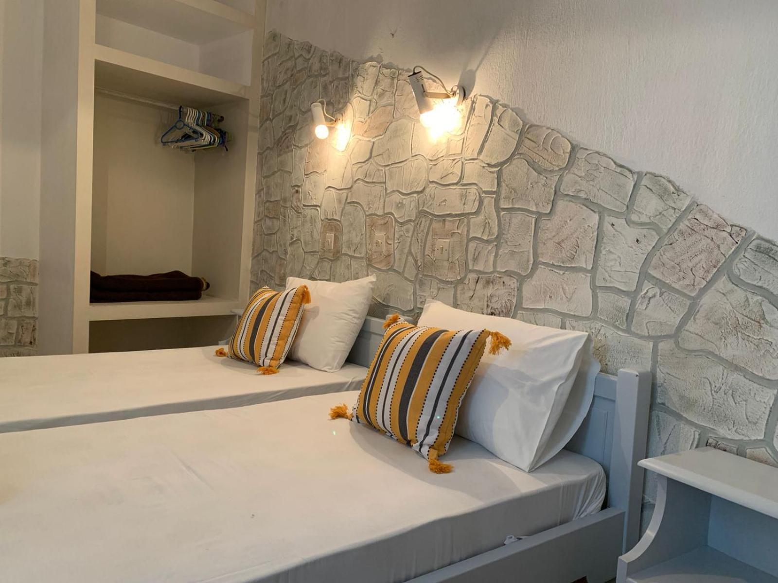Kastro Studios Skopelos Town Room photo