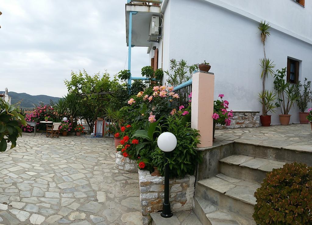 Kastro Studios Skopelos Town Exterior photo